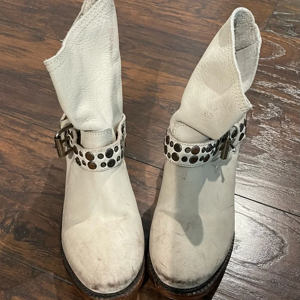 NEW, unused, distressed white moto boots
